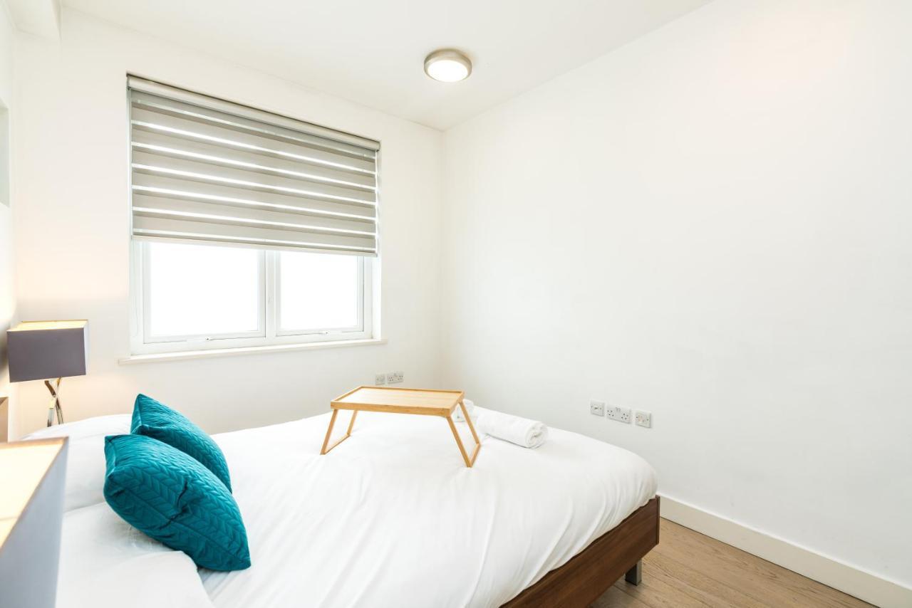 Spacious 2 Bedroom / Earls Court / Kensington Londen Buitenkant foto