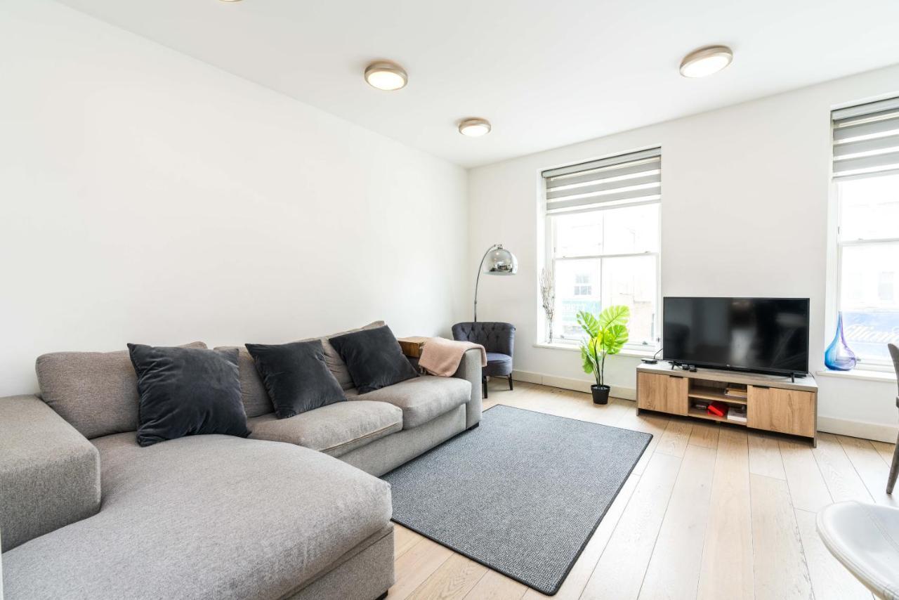 Spacious 2 Bedroom / Earls Court / Kensington Londen Buitenkant foto
