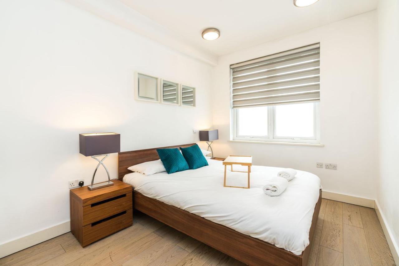 Spacious 2 Bedroom / Earls Court / Kensington Londen Buitenkant foto